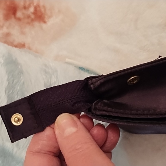 YSL Perfume Blue 💙 Satin Bag - Picture 3 of 12